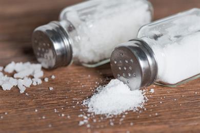 Zmešajte sol in kis: V 24 urah se bo zgodilo neverjetno