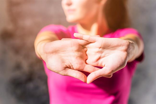 	Boleče roke lahko pretvorijo najpreprostejšo nalogo v bolečo preizkušnjo. (foto: Freepik.com)