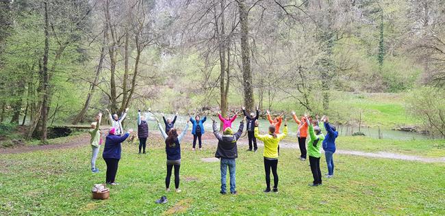 Vadba poteka v objemu narave. (Foto: Šola zdravja)