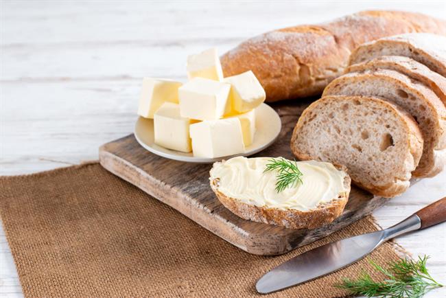 	Trdo maslo lahko zmehčate v nekaj sekundah. (foto: Freepik.com)