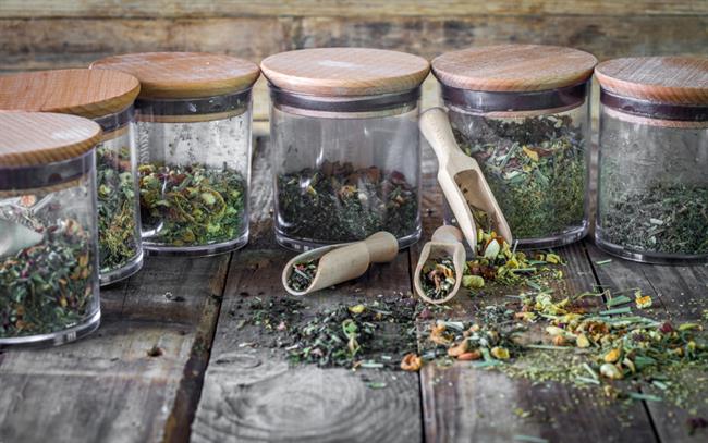 	Stari recept vsebuje peteršilj, vino, vinski kis in med. (Foto: Freepik.com) SLIKA JE SIMBOLIČNA
