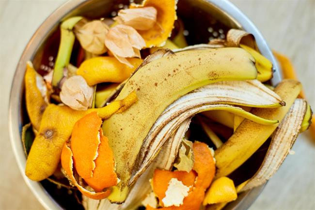 	Bananine olupke lahko koristno porabite. 8foto: Freepik.com)