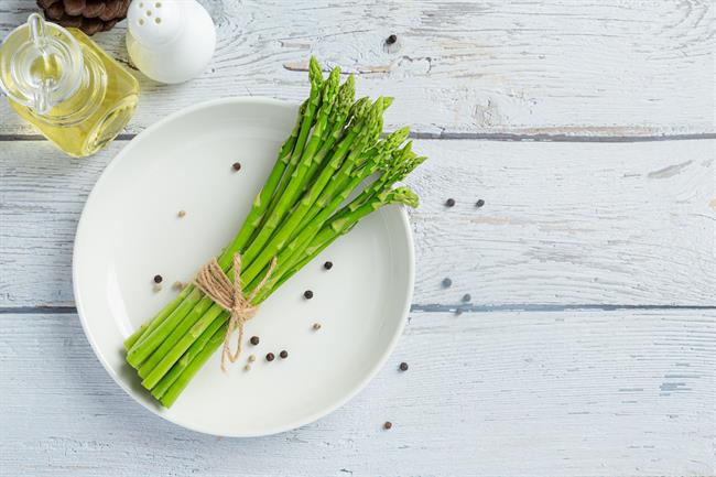 Šparglji so naravni diuretik, ki pa ni primeren za vsakogar. (Foto: Freepik)