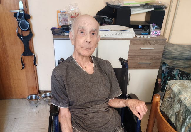 V praksi za starejše in bolne ne skrbijo vedno le partnerji, otroci ali starši. (Foto: osebni arhiv)