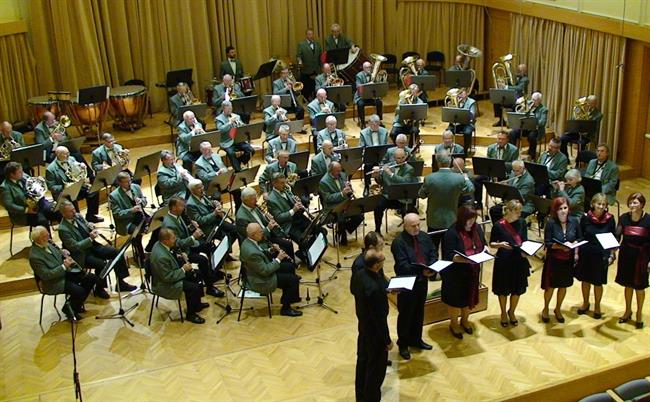 Premierni koncert Godbe ljubljanskih veteranov. 
