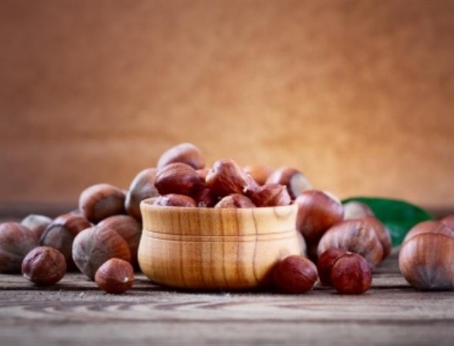 Vključite oreščke v svojo prehrano. (foto: www.123rf.com)