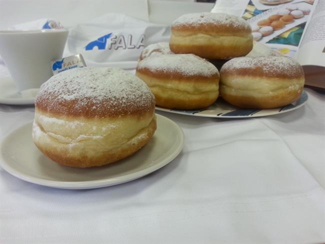 Specite najbolj okusne krofe! (foto: Fala slonček)