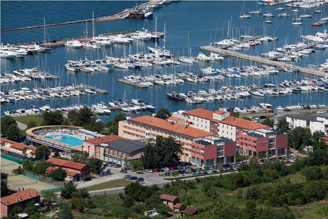 Pogled na zaliv. (foto: Hotel Delfin)
