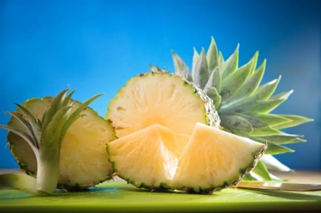 Ananas je zelo zdravilni sadež. (foto: FreeDigitalPhotos.net)