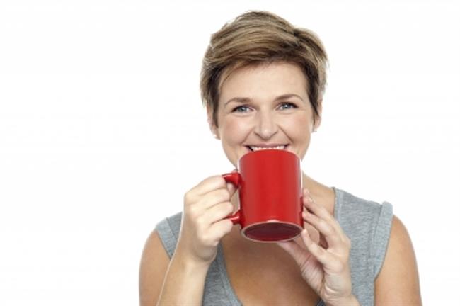 Popijte zdravilni pripravek tik pred spanjem. (foto: FreeDigitalPhotos.net)