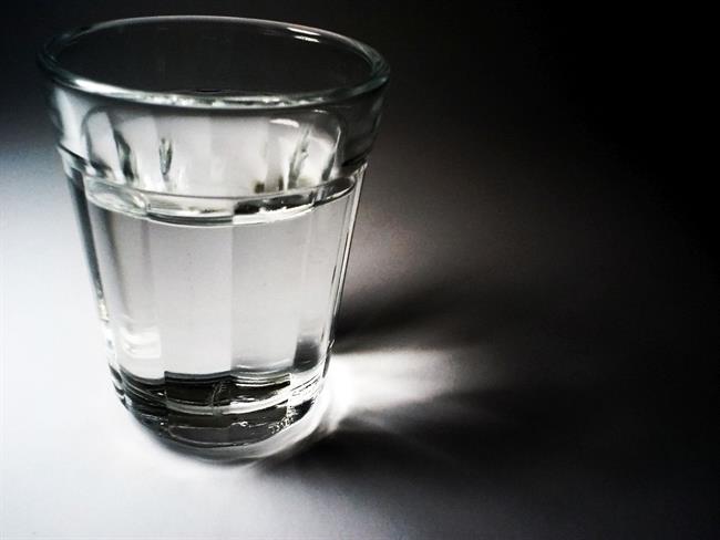 Postana voda ni najbolj zdrava. (foto: freeimages.com)