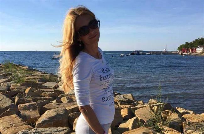 Nastja si želi, da bi našli zdravilo za njeno bolezen. (foto: osebni arhiv Nastje)