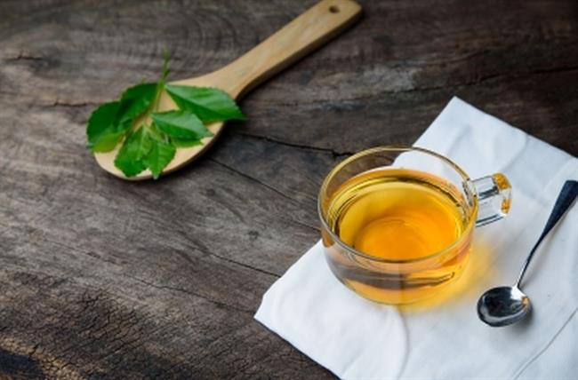 Sirup iz suhih zelišč zdravi kašelj in gripo. (foto: FreeDigitalPhotos.net)