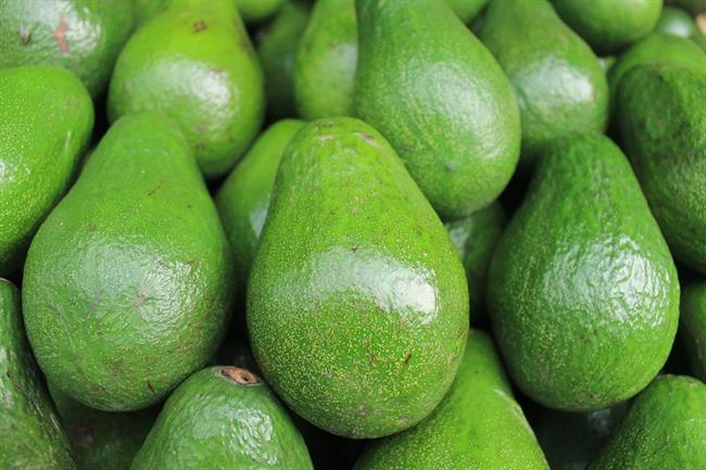 Avokado krepi možgane in preprečuje staranje. (foto: pexels.com)