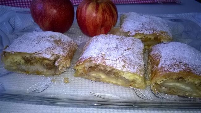 Skutno jabolčni zavitek (foto: Jožica Ostrožnik)