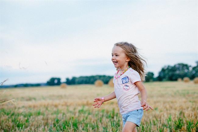 Otrokom nikoli ne zmanjka energije. (foto: pexels.com)