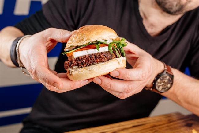 Hood burger vegi (foto: Jaka Birsa)