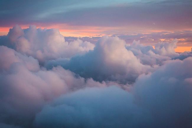 Danes bo sprva pretežno oblačno, možen bo rahel dež. (foto: pexels.com)