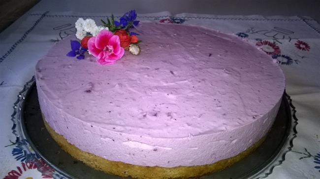 Jogurtova tortica iz Jožičine kuhinje. (Foto: Jožica Ostrožnik iz Facebooka)