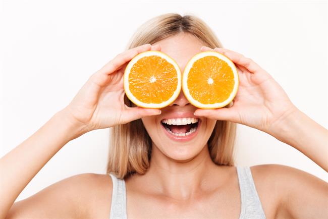 Kako učinkovit je zares vitamin C pri prehladnih obolenjih? (Foto: Freepik.com)
