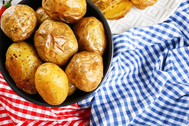 	Krompir je vsestransko uporaben. (foto: Freepik.com)