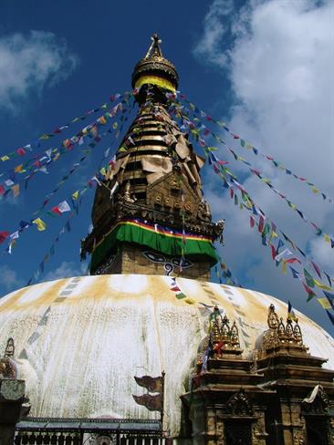 SVAYAMBUNATH, velika stupa, simbol budizma. (foto: A.P.)