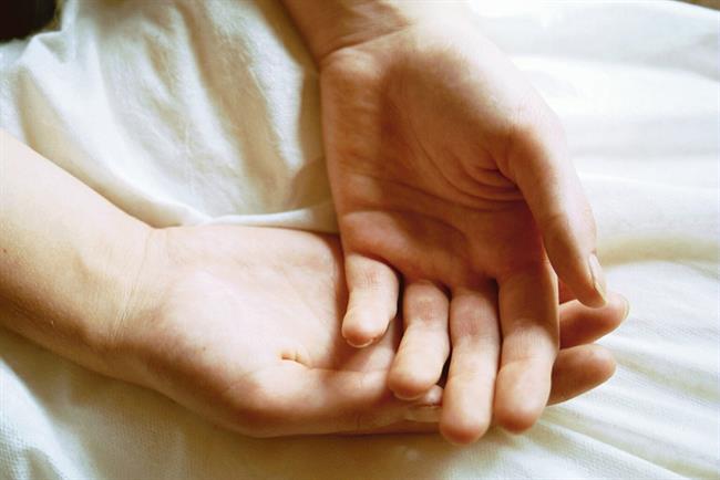 Pogosto hladne roke in noge so lahko tudi znak bolezni. (foto: www.sxc.hu)