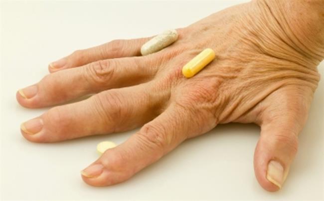 Z naravnim pripravkom si lahko lajšate bolečine v kosteh. (foto: FreeDigitalPhotos.net)