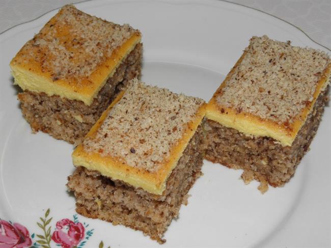 Orehovo pecivo z marmelado (foto: OblizniPrste.si)