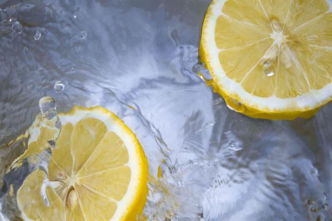 Limonada zdravi naše telo. (foto: pexels.com)
