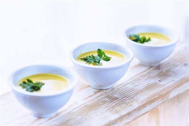 Česnova juha ni le zdravilna, tudi zelo okusna je. (foto: pexels.com)