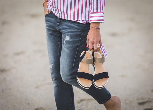 5 čevljev, ki jih morate imeti v svoji poletni garderobi! So vam všeč? (foto: Ara)