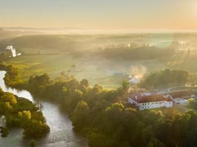 Najlepše pohodniške in kolesarske poti na Dolenjskem 