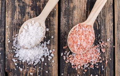 Zakaj je rafinirano kuhinjsko sol dobro zamenjati za himalajsko?