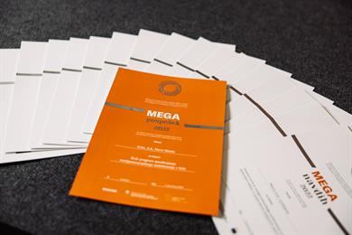 Podelitev priznanj MEGA 2022 18 medgeneracijsko aktivnim delodajalcem