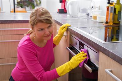 Tukaj se v vaši kuhinji nabira največ umazanije. Očistite še danes!