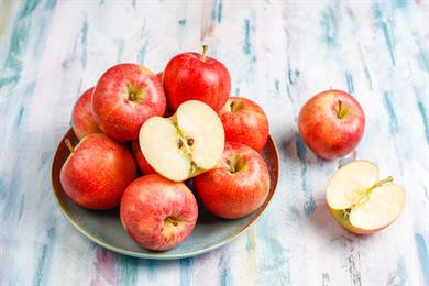 Ne zavrzite jabolčnih olupkov, koristno jih porabite