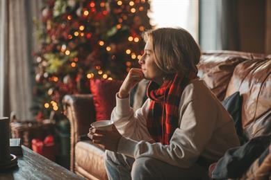 Praznična melanholija: zakaj pride in kako biti z njo