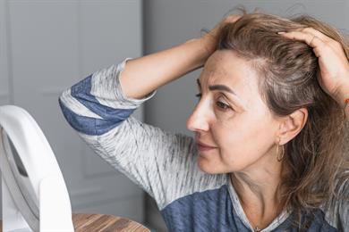 Kaj pomeni, če se prhljaj pojavi samo na enem delu lasišča