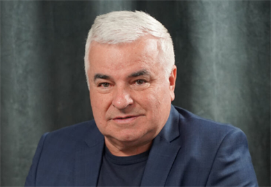 Ko življenje spremeni smer: zgodba o moči, vztrajnosti in pogumu za korak naprej