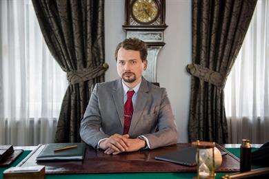 Na male zaslone prihaja Precednik!