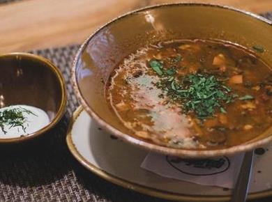 Ste kupili gobovo juho iz vrečke? Preberite, kaj v resnici jeste