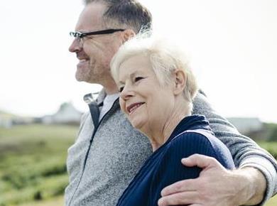 Osteoporoza: Skrita bolezen, ki z leti strmo narašča
