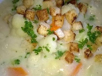 Iz Jožičine kuhinje: Cvetačna juha