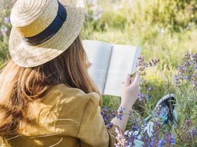 5 idej za lahkotno poletno branje